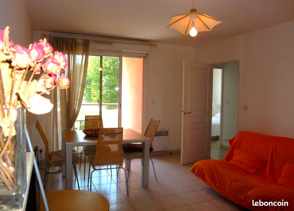 Appartement 2 pièces 45 m² · à L'Isle-sur-la-Sorgue · 45 m² · 200 000 €