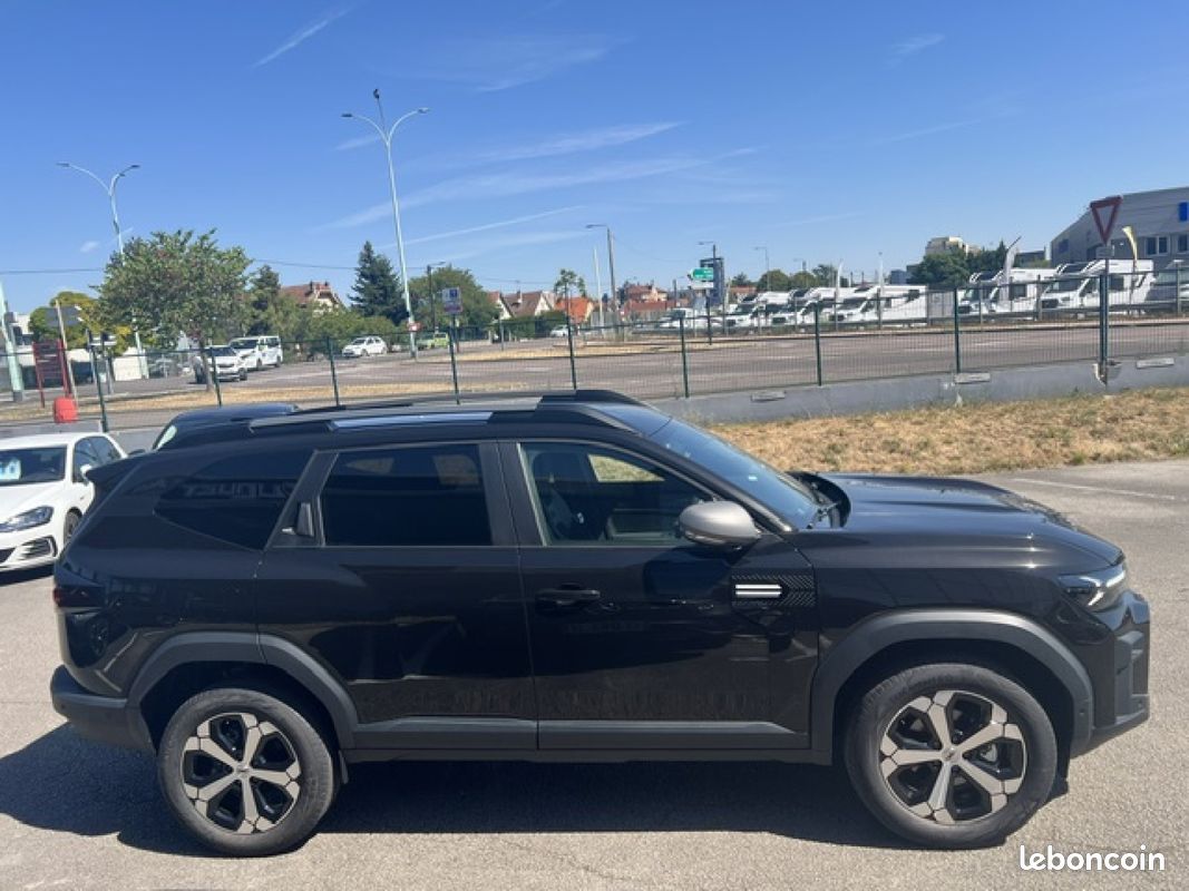 Dacia bigster hybrid 155 journey (image 8)