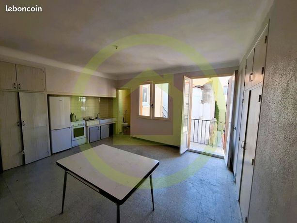 Studio 1 pièce 25 m²