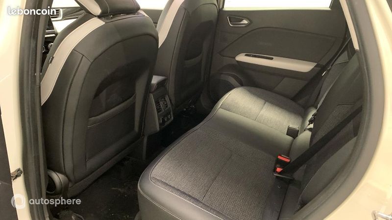 Renault Captur 1.3 TCe 130ch FAP Intens EDC (image 13)