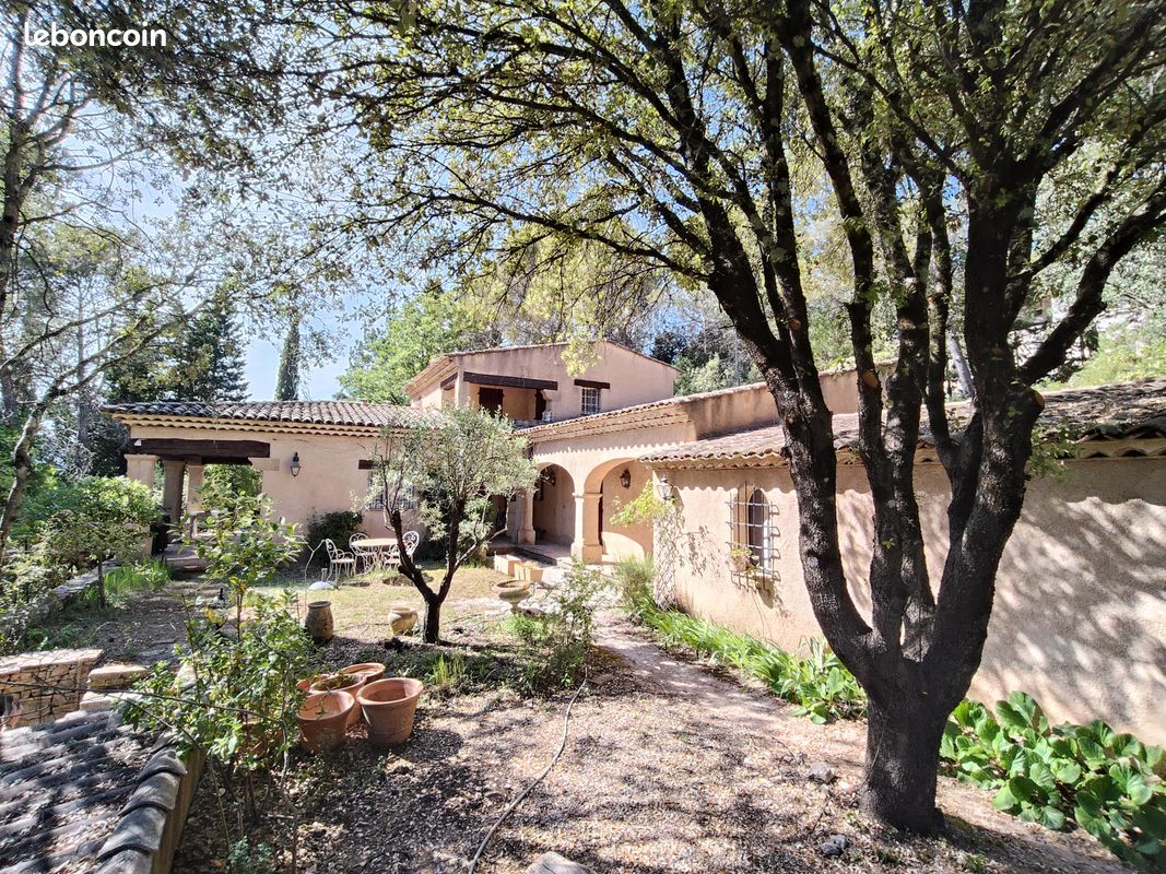 Maison 6 pièces 200 m² · au Val · 200 m² · 460 000 €