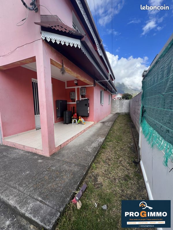 Maison 6 pièces 189 m² · à Cilaos · 189 m² · 264 000 €