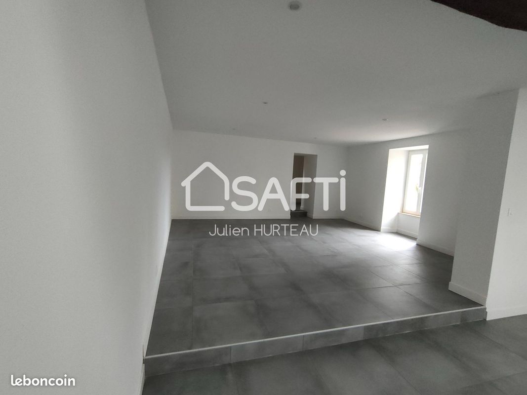 Propriété 5 pièces 134 m² - Pamproux 79800 (image principale 3)