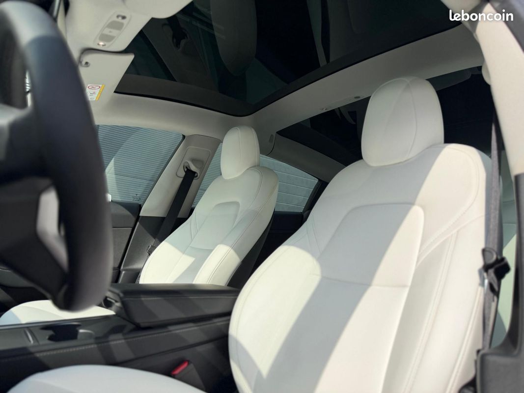 TESLA MODEL 3 Long Range Dual Motor 11/2022 AWD SOH 91,6% (image 13)