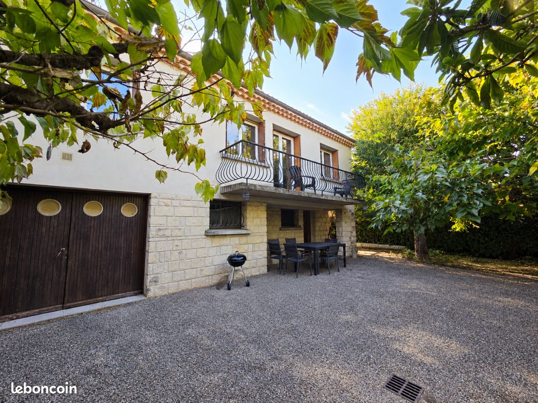 Maison 180 m² (image 1)