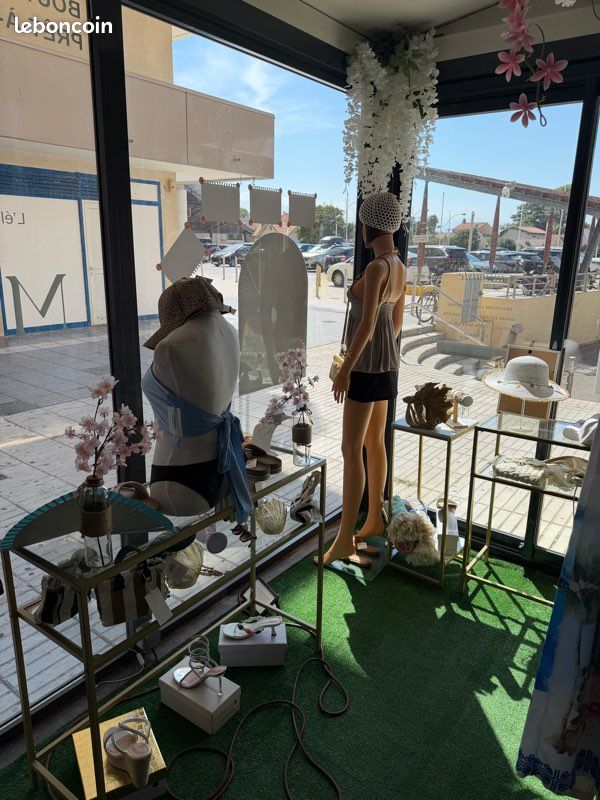 🔥 destockage total à perte – lot boutique femme + mobilier 2 500  🔥 (image 1)