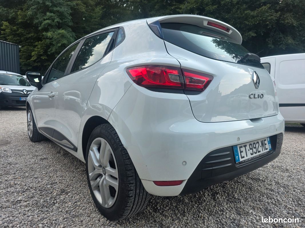 💎renault clio iv 1.5 dci 90 ch business bvm5💎1ere main ⏩️ faible km ⏩️ suivi renault ⏩️sans ad blue⏩️ motorisation tres fiable (image 3)