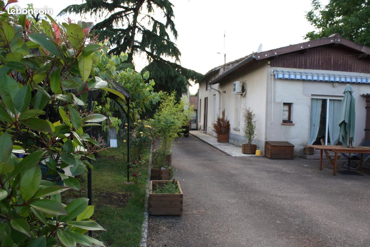Maison 4 pièces 78 m² · à Lavaur · 78 m² · 860 €