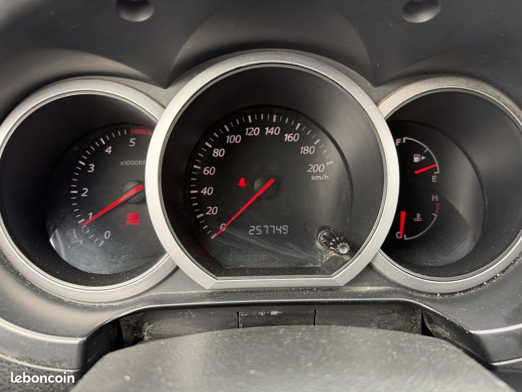 Suzuki grand vitara 1.9 ddis - 8v turbo 2006 (image 13)