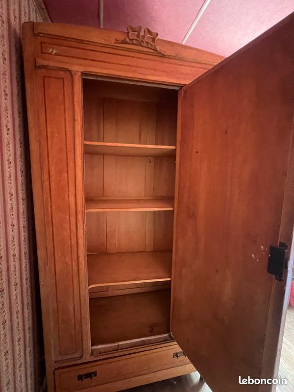 Armoire en bois ancienne (image 2)