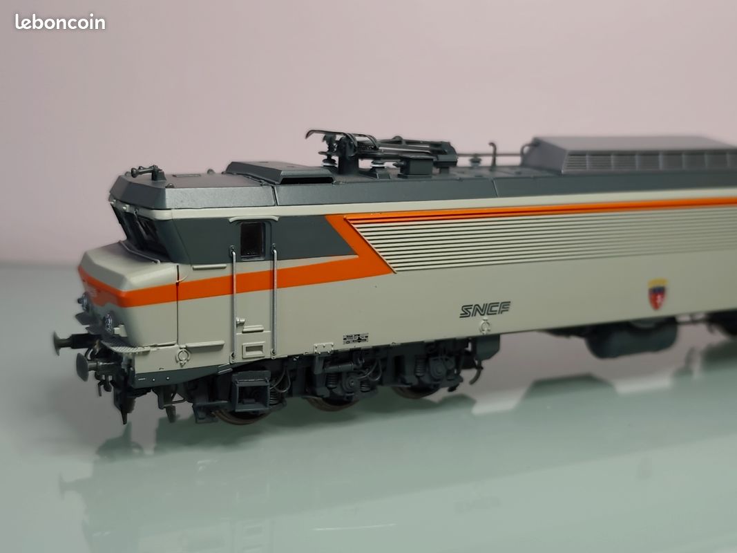 Jouef HJ2369S Locomotive électrique CC 6512 SNCF livré Béton digital sonore | Achetez sur