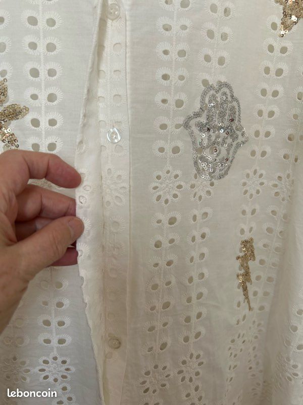 Chemise longue coupe liquette -blanc cassé - coton, broderies anglaises, sequins - TU jusqu’au 52 - neuve (image 6)
