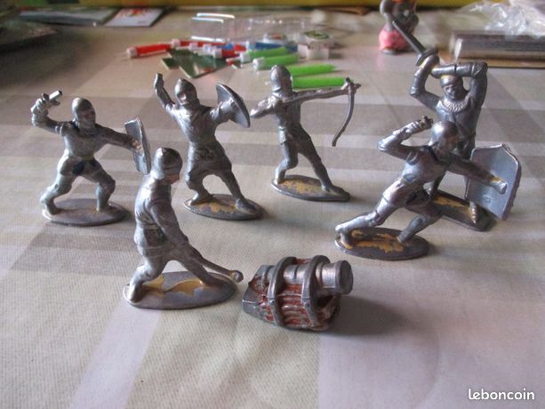 Jouet ancien lot de 13 Soldats en plomb made in france | UK
