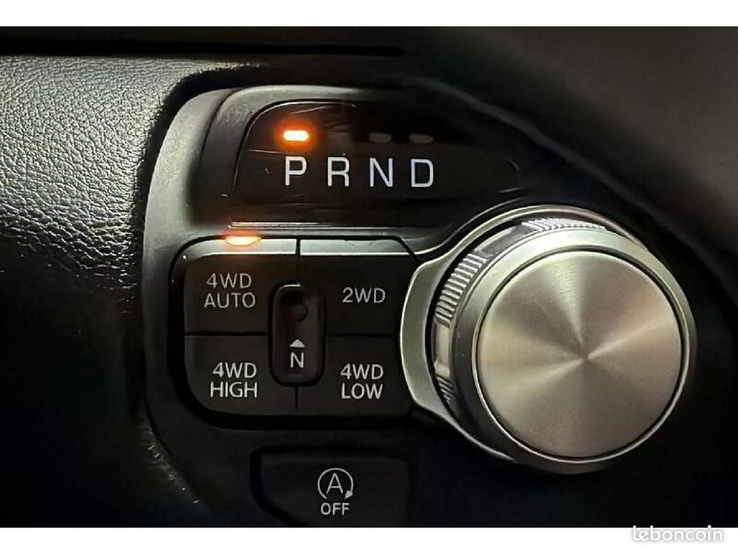 Dodge Ram LARAMIE NIGHT EDITION 77.800 TTC 5.7L V8 2024 (image 8)