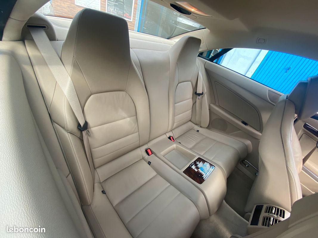 MERCEDES CLASSE E Coupé 220 CDI BlueEffici (image 4)