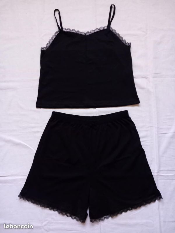 Nuisette Short Taille 40 - L (image 1)