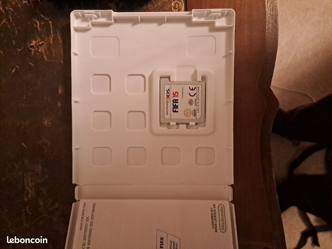 Vends 3ds+3 jeux (image 6)