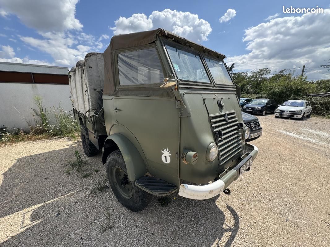 Renault Goélette 4X4 CAMION MILITAIRE BACHÉ (image 10)