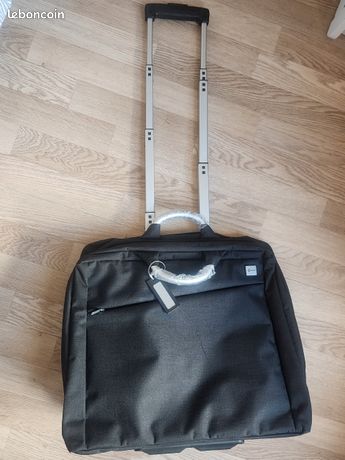 Valise cabine Louis Vuitton d'occasion - Annonces accessoires et bagagerie  leboncoin