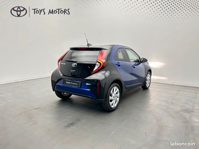 Toyota aygo x 1.0 S-CVT 72 Design (image 5)