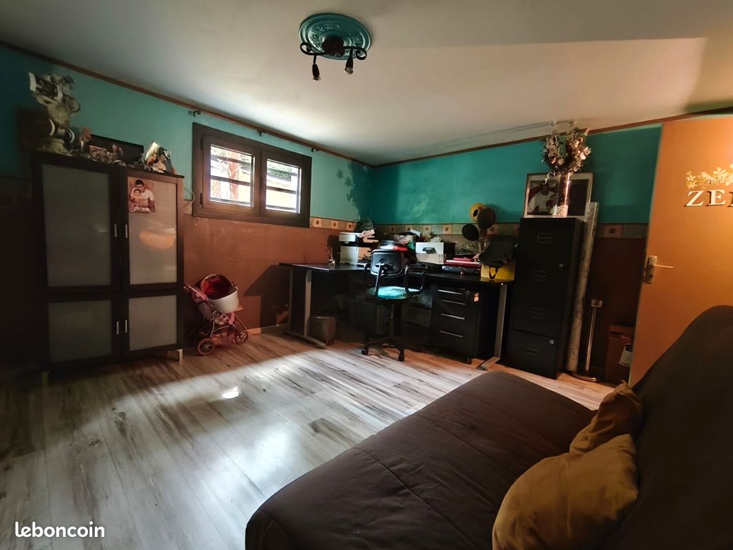 Propriété 8 pièces 200 m² (image 15)