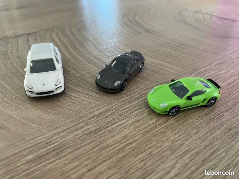 Lot de 3 porsche échelle HO (image 1)