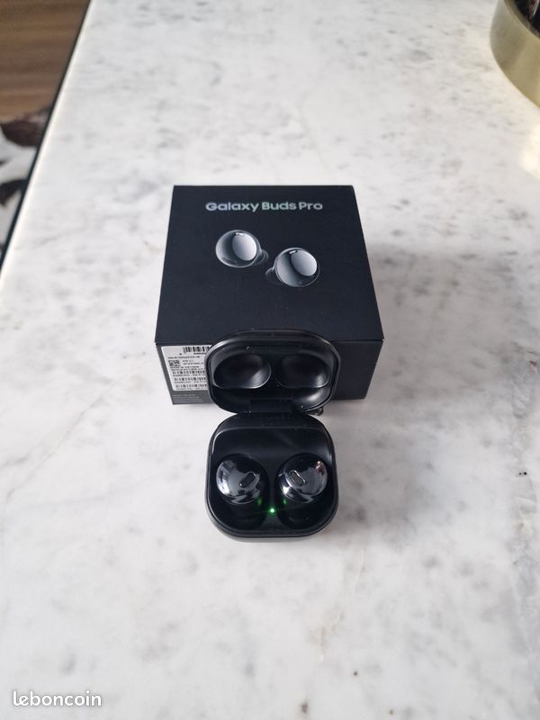 Galaxy watch 4 classic + Buds pro (image 3)