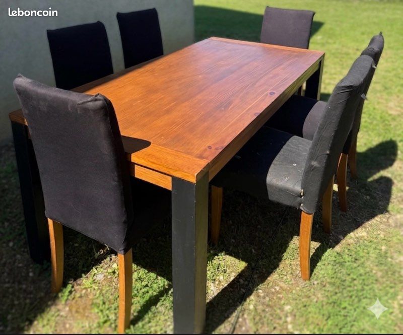 Table de salle à manger avec chaises (image 1)