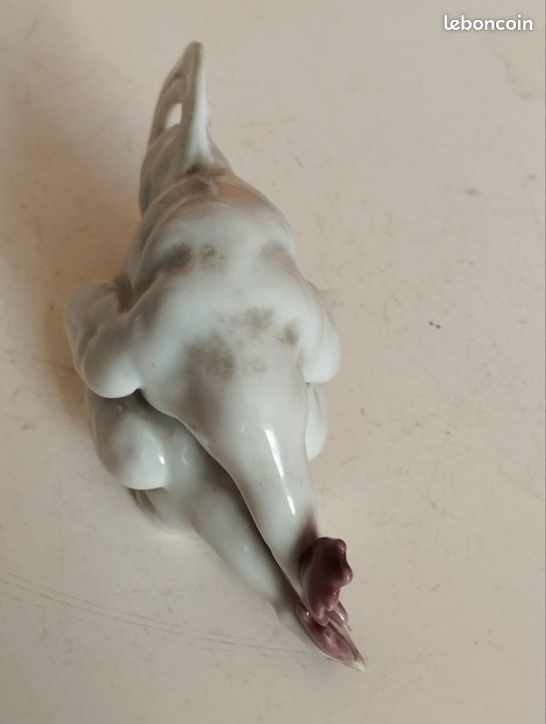 Porcelaine de Capodimonte poule et coq en action (image 2)