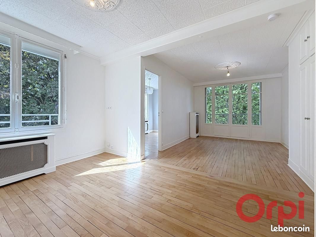 Appartement 2 pièces 48 m² · à Châtenay-Malabry · 48 m² · 1 100 €/mois