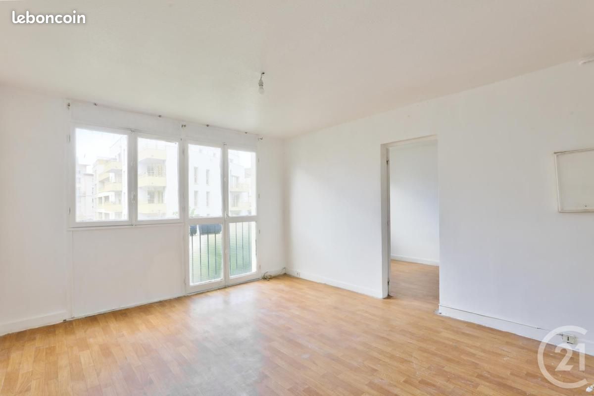 Appartement 4 pièces 62 m² · à Aubervilliers · 62 m² · 178 000 €