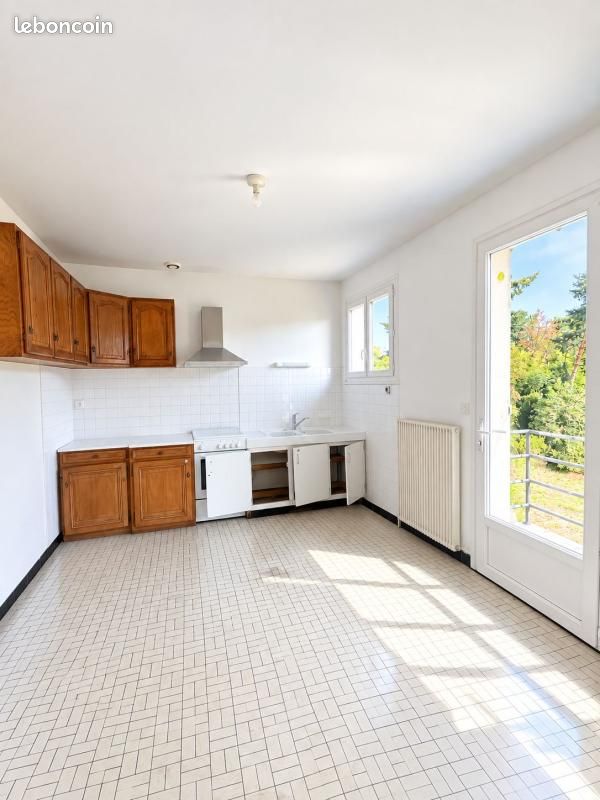 Maison 4 pièces 93 m² · à Saulgé · 93 m² · 55 000 €