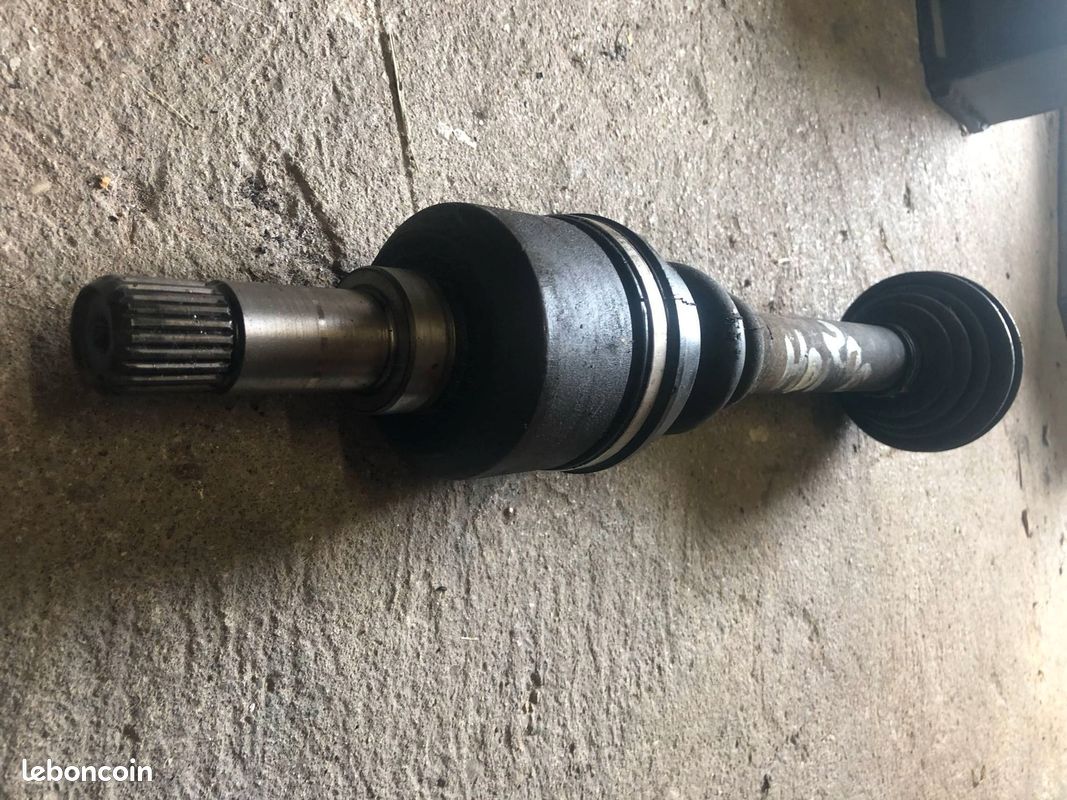 ✓ Cardan Gauche Peugeot 206 2.0HDI - Équipement auto