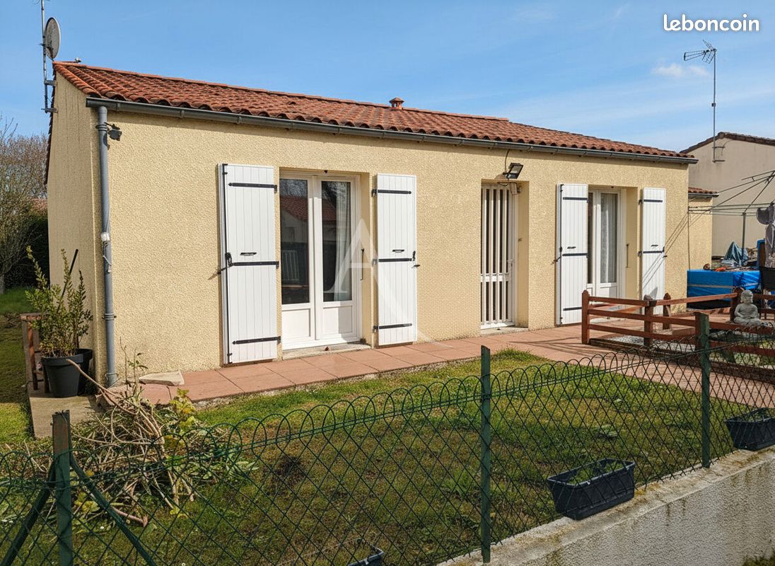 Maison 3 pièces 74 m² · à Rochefort · 74 m² · 211 000 €