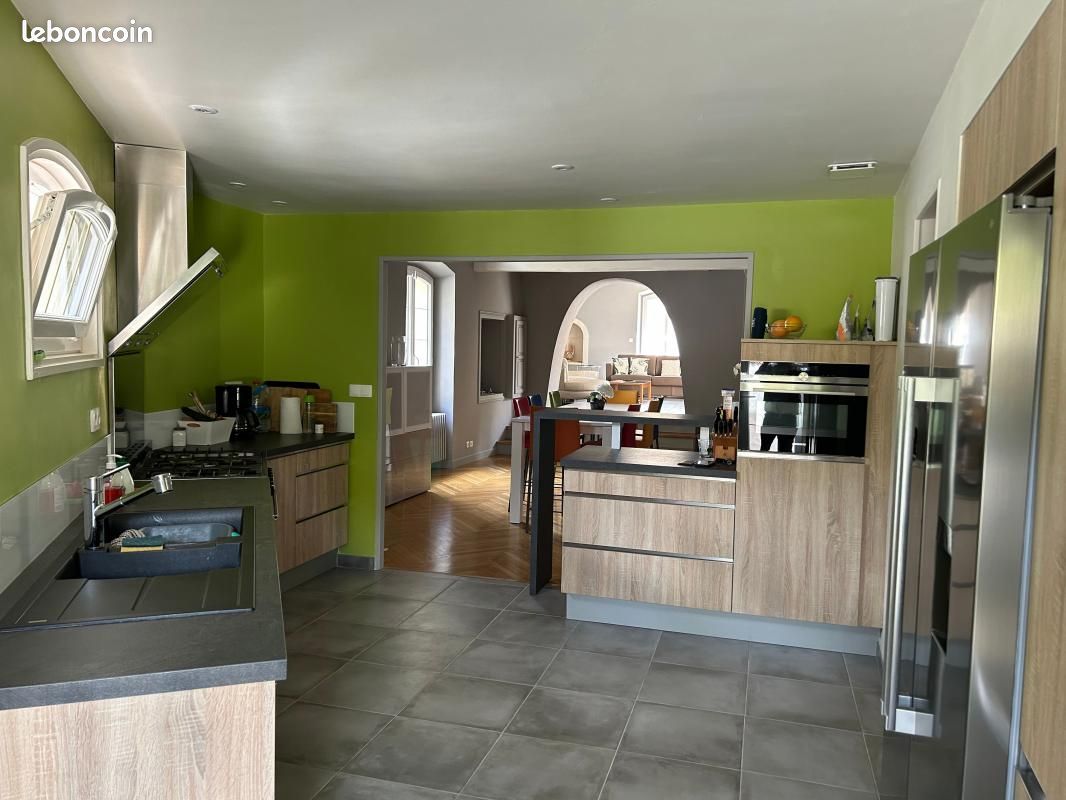 Maison 4 pièces 185 m² - Saint-Pierre-de-Juillers 17400 (image principale 6)
