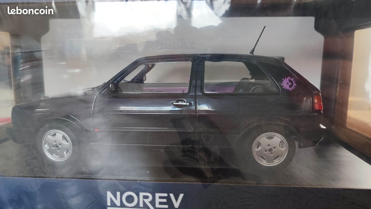 Miniature neuve Renault Clio Maxi Kit Car Belga Munster '95 1/18 Otto Ottomobile