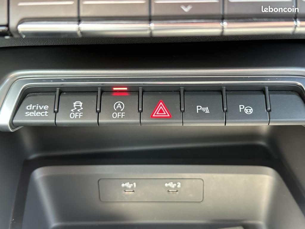 AUDI A3 Sportback 2.0 35 TDI 150 S-Tronic 7 Design luxe (image 22)