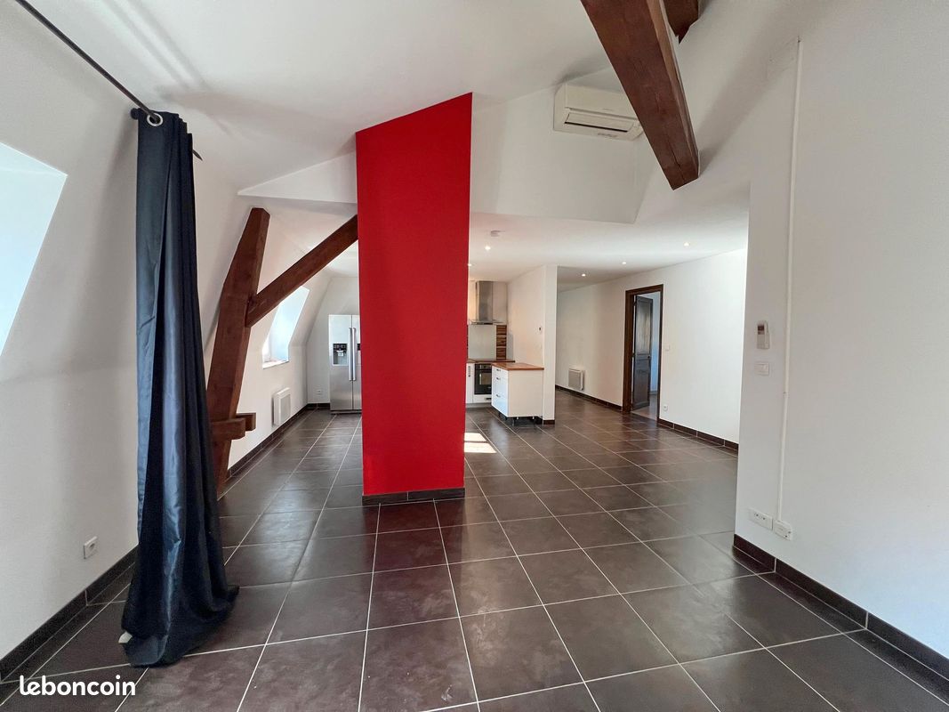 Appartement 4 pièces 107 m² · à Épinal · 107 m² · 760 €