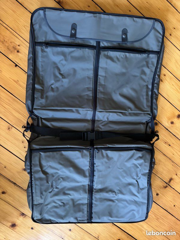 Housse de voyage Delsey neuve pour vêtements (image 2)