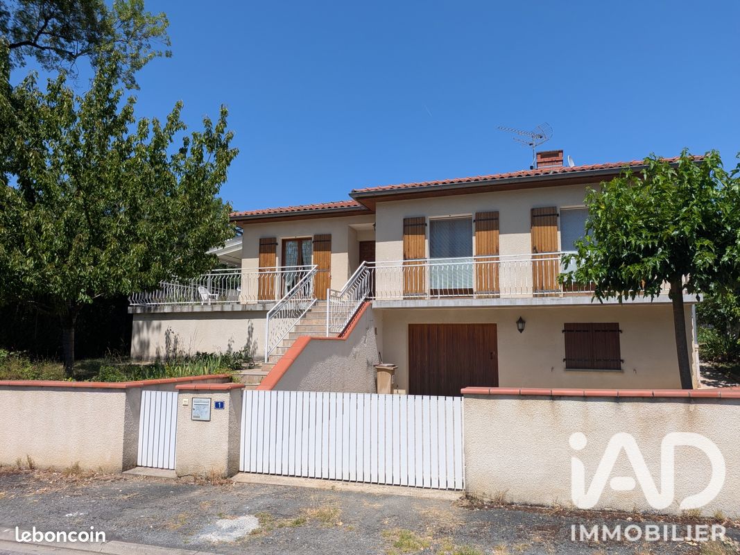 Maison 5 pièces 118 m² · à Saint-Juéry · 118 m² · 240 000 €