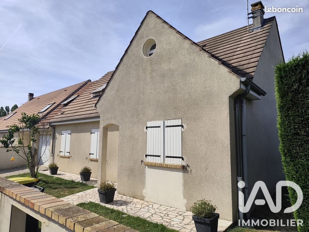 Maison 6 pièces 136 m² · à Esbly · 136 m² · 390 000 €