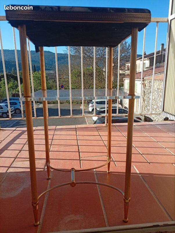 Table d'appoint (image 3)
