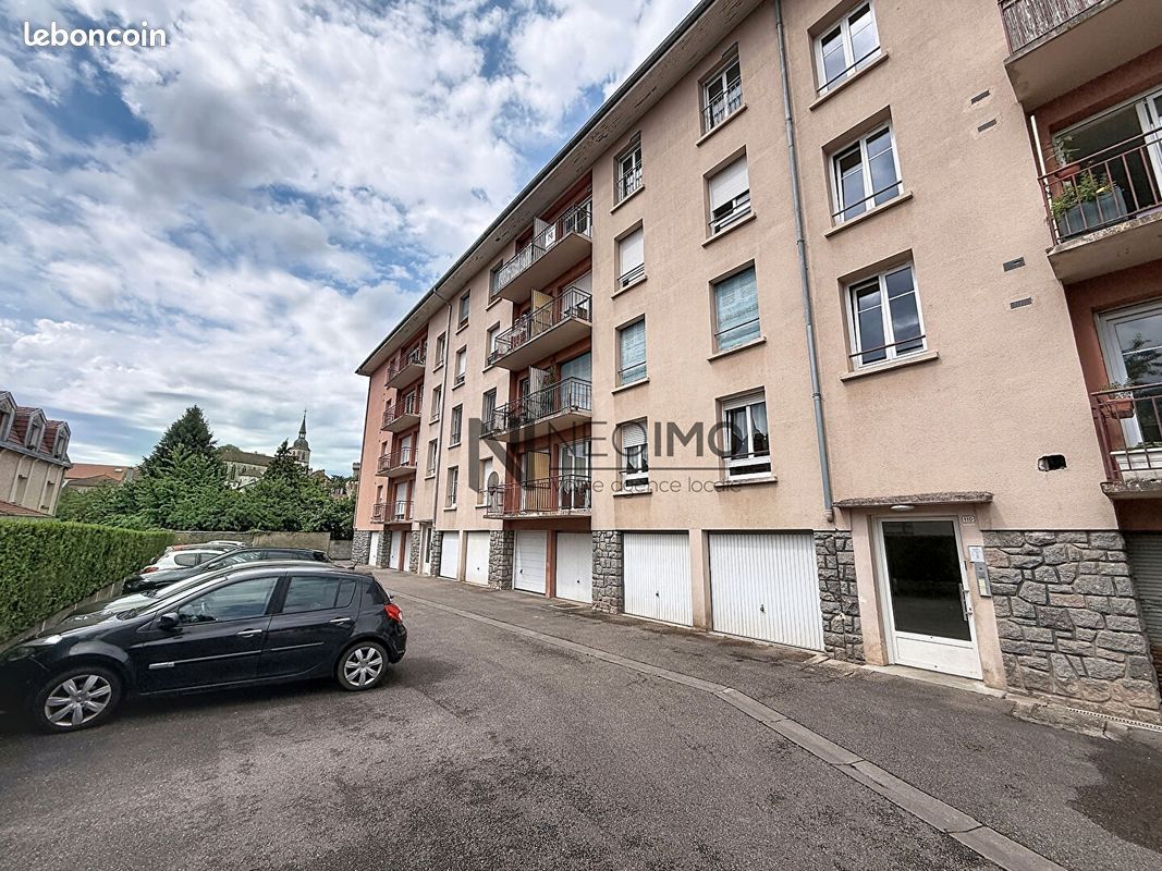 Appartement 4 pièces 90 m² · à Neufchâteau · 90 m² · 67 500 €