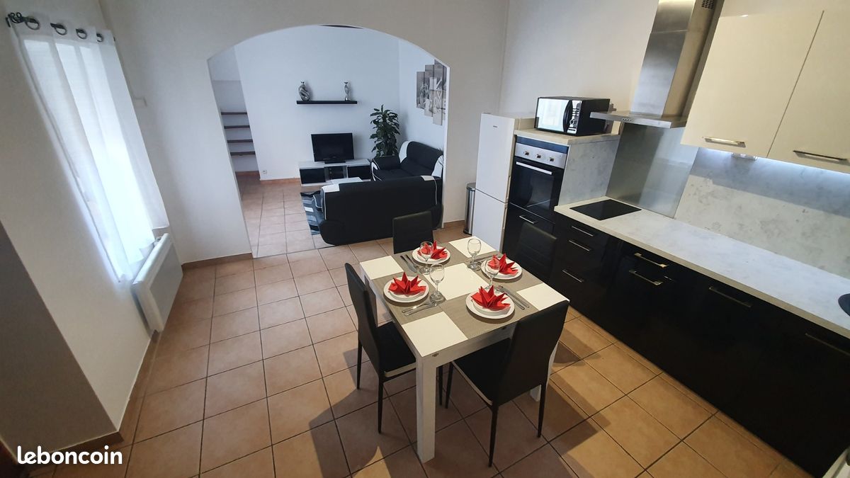 APPARTEMENT Centre historique d'Orange (image 5)