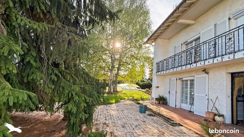 Maison 6 pièces 209 m² · à Touille · 209 m² · 265 500 €
