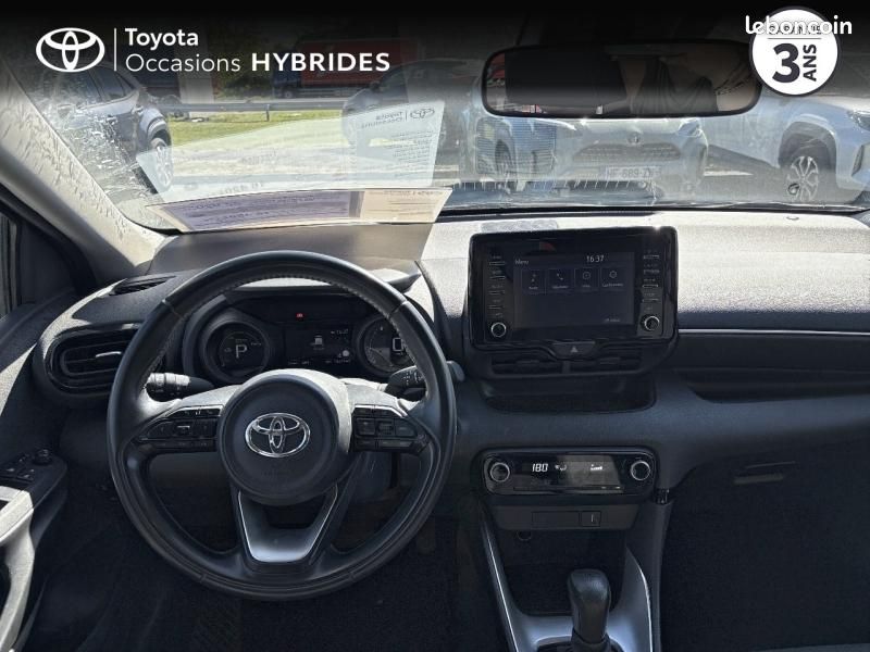 Toyota Yaris 116h Design 5p (image 13)