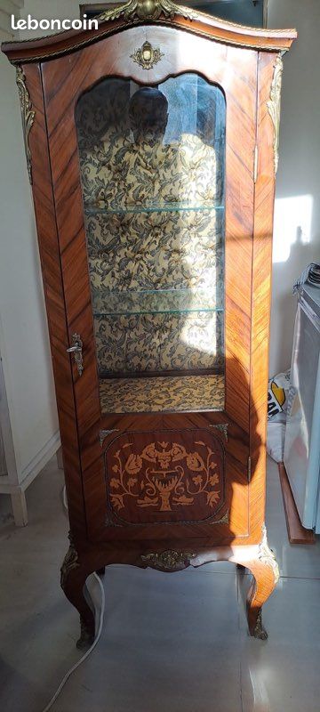 Vitrine Napoléon III Bois De Rose Massif Et Plaqué Et Autres Bois Montures En Bronze