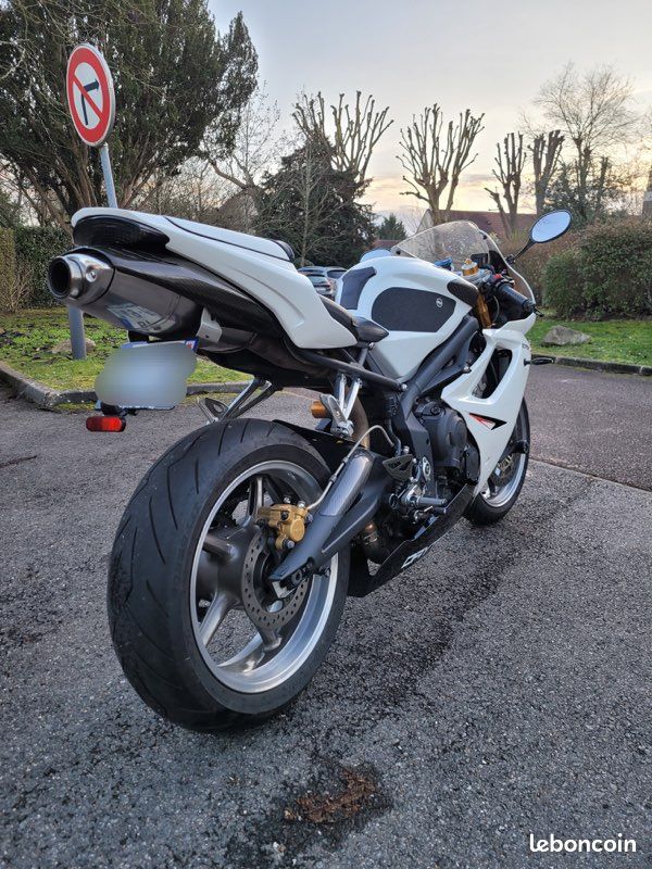 Triumph Daytona 675 (image 3)