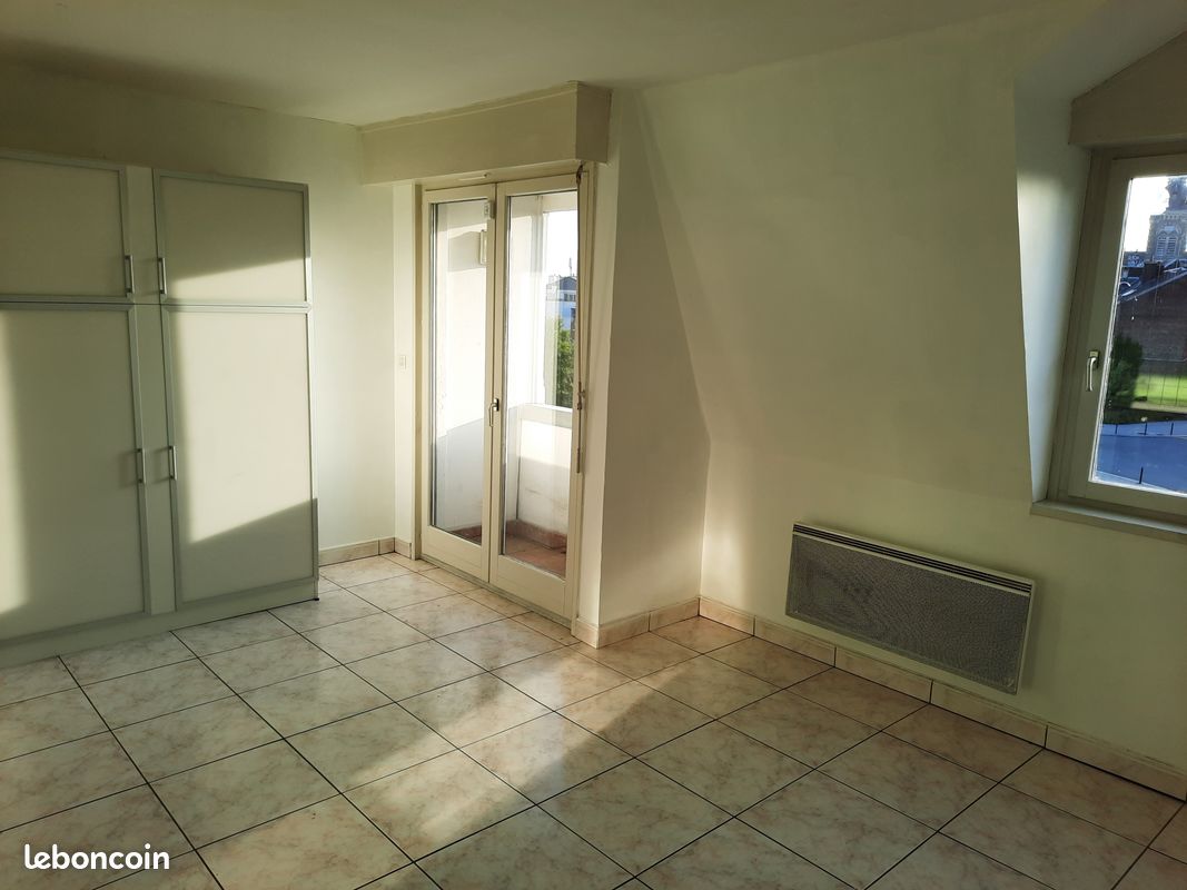 Appartement 1 pièce 28 m² · à Valenciennes · 28 m² · 445 €/mois