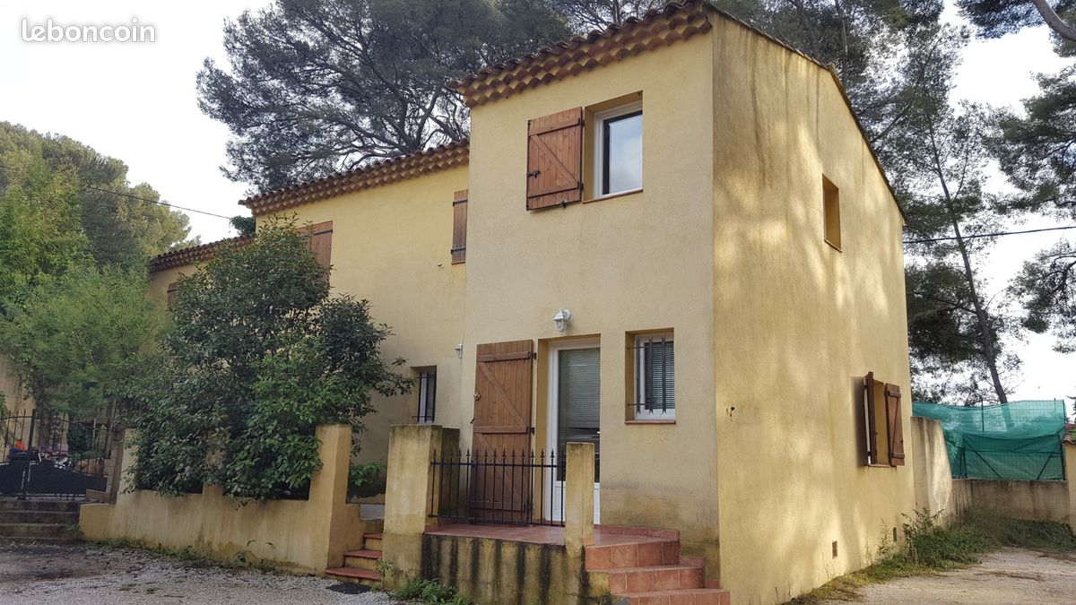 Appartement 2 pièces 44 m² · à La Ciotat · 44 m² · 911 €/mois